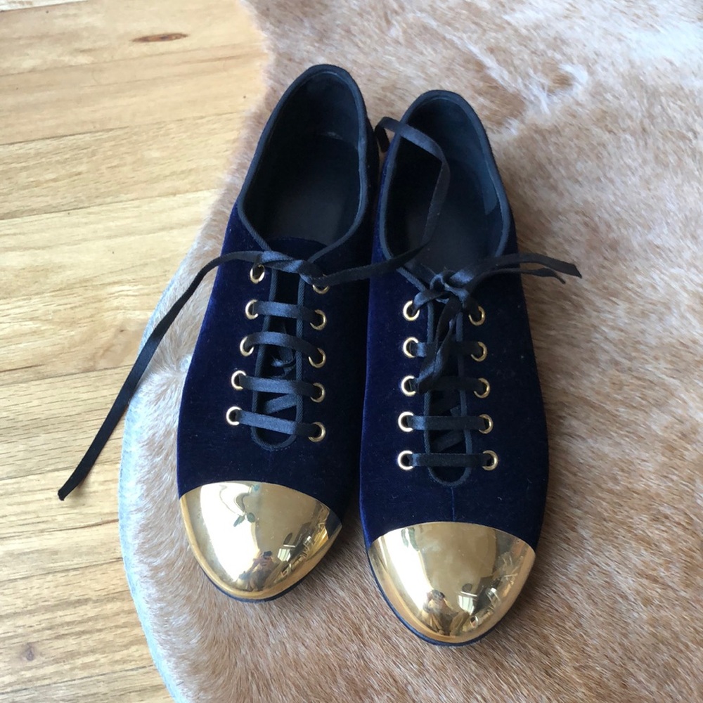Giuseppe Zanotti navy blue lace up flats with Gold Toe Cap size 38.5